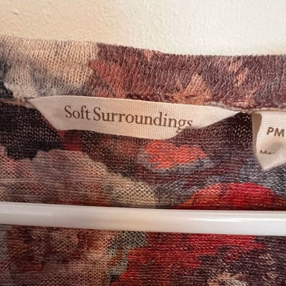 Soft Surroundings Blouse - Picture 2 of 3